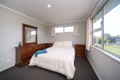 Photo of property in 9 Walker Crescent, Bulls, 4818