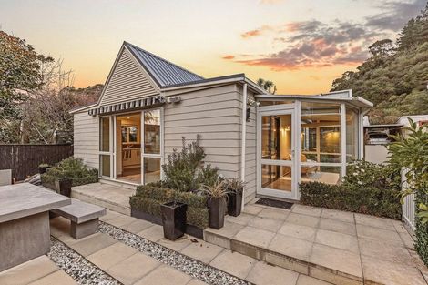 Photo of property in 8a Nayland Street, Sumner, Christchurch, 8081