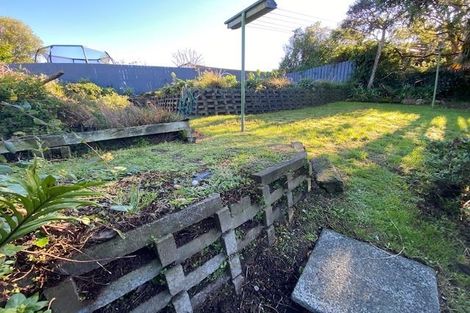 Photo of property in 24 Highbury Crescent, Highbury, Wellington, 6012