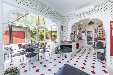 Photo of property in 302 Park Road, Hokowhitu, Palmerston North, 4410