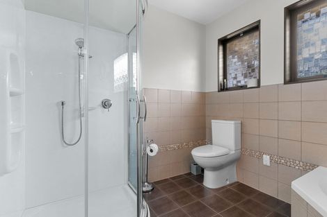 Photo of property in 5 Skelton Crescent, Paparoa, 0571