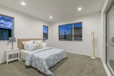 Photo of property in 10 Ahorangi Road, Silverdale, 0932