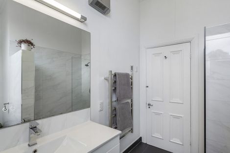 Photo of property in 422 Highgate, Roslyn, Dunedin, 9010