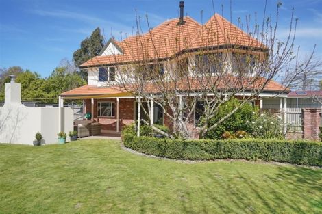 Photo of property in 19 Littles Lane, Woodend, 7610