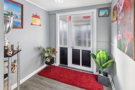 Photo of property in 698 Pioneer Highway, Takaro, Palmerston North, 4412