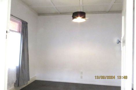 Photo of property in 24 Ireland Road, Mount Wellington, Auckland, 1060