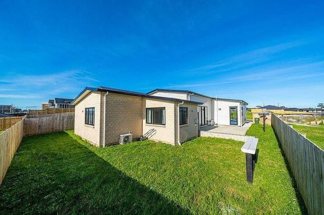 Photo of property in 18 Otohikawa Avenue, Glenbrook, 2681