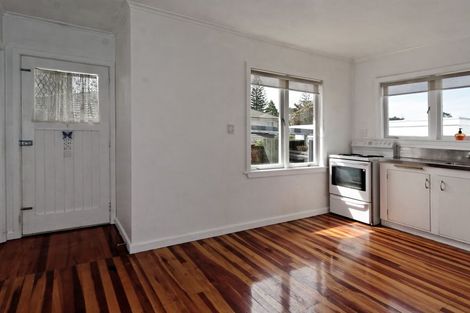 Photo of property in 65 Godley Road, Green Bay, Auckland, 0604