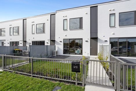 Photo of property in 3/21 Boyes Avenue, Whenuapai, Auckland, 0618