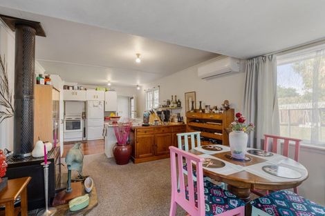 Photo of property in 11 Reynolds Avenue, Bishopdale, Christchurch, 8053