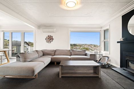 Photo of property in 35 Glendevon Place, Vauxhall, Dunedin, 9013