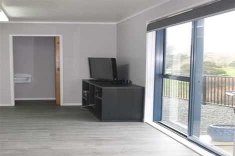 Photo of property in Hurndall Street East, Maungaturoto, 0520