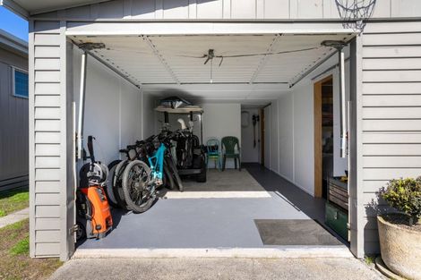 Photo of property in 203 Tui Road, Whangamata, 3620