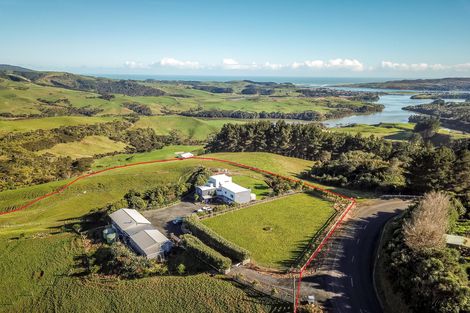 Photo of property in 144 Maungatawhiri Road, Raglan, 3295