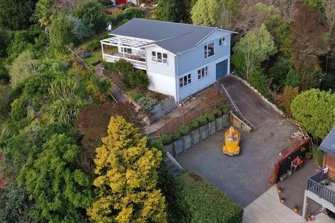 Photo of property in 11 Busby Hill, Havelock North, 4130