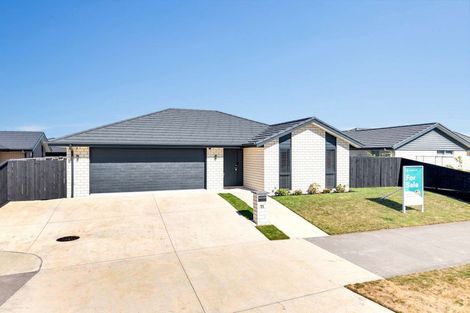 Photo of property in 11 Kimbrae Drive, Rototuna North, Hamilton, 3210