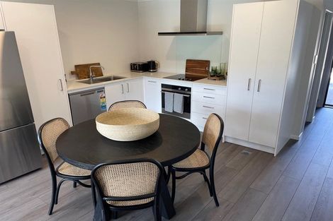 Photo of property in 62 Papatupu Way, Kumeu, 0810