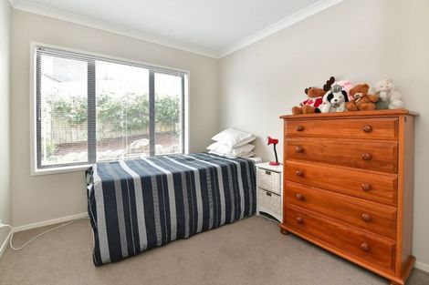 Photo of property in 7 Spyglass Street, Red Beach, 0932