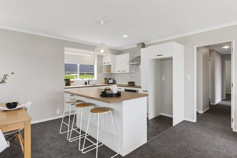 Photo of property in 35a Meander Drive, Welcome Bay, Tauranga, 3112