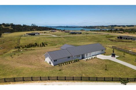 Photo of property in 4 Fernbird Grove, Kerikeri, 0294