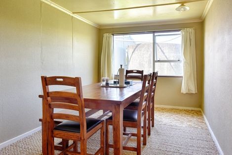 Photo of property in 16 Tokanui Haldane Road, Tokanui, 9884