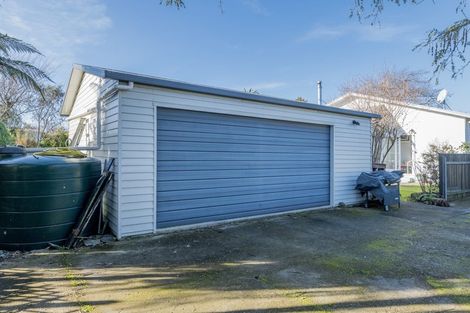 Photo of property in 83 Queenwood Road, Levin, 5510