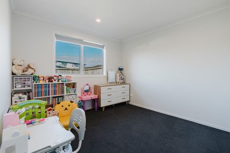 Photo of property in 12 Haddonstone Avenue, Rototuna North, Hamilton, 3210