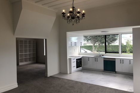 Photo of property in 59 Aroha Avenue, Sandringham, Auckland, 1025