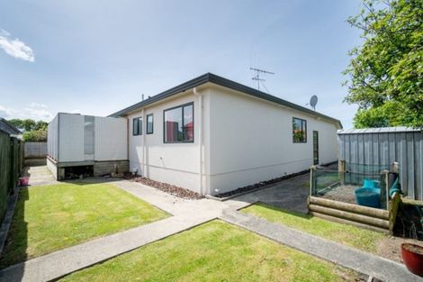 Photo of property in 45 Dalfield Place, Highbury, Palmerston North, 4412