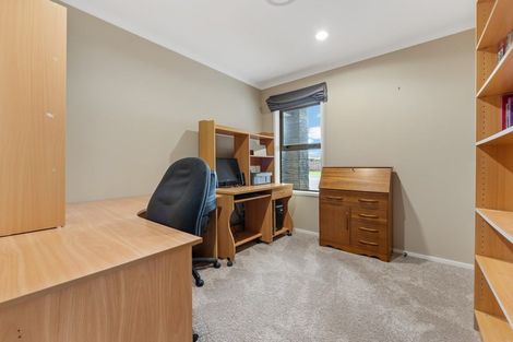 Photo of property in 149b Heta Road, Highlands Park, New Plymouth, 4312