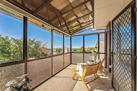 Photo of property in 1/20 Halldene Terrace, Red Beach, 0932