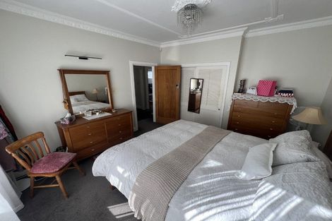 Photo of property in 8 Raumati Terrace, Khandallah, Wellington, 6035