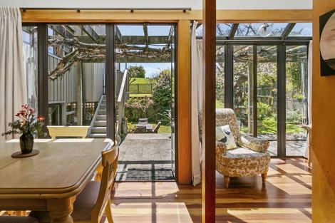 Photo of property in 114 Taupo View Road, Taupo, 3330