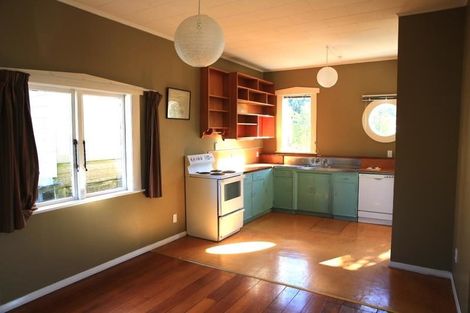 Photo of property in 29 Rhine Street, Island Bay, Wellington, 6023