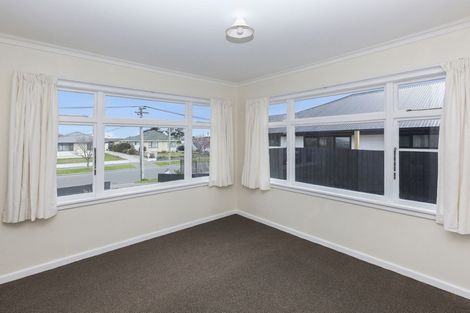 Photo of property in 63 Shortland Street, Wainoni, Christchurch, 8061