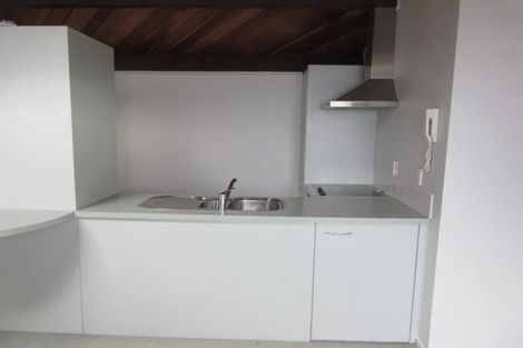 Photo of property in Metro Apartments, 22/220 Thorndon Quay, Pipitea, Wellington, 6011