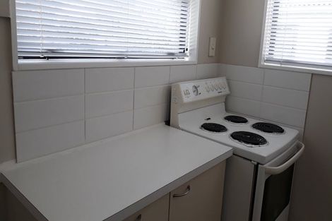 Photo of property in 2/1 Glenbrook Grove, Naenae, Lower Hutt, 5011