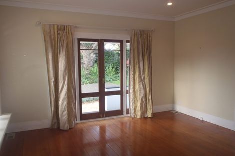 Photo of property in 42 Bassett Road, Remuera, Auckland, 1050