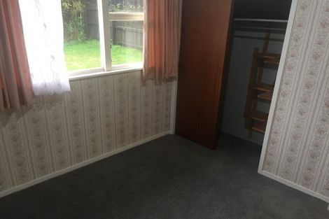 Photo of property in 1/28 Sequoia Place, Sunnynook, Auckland, 0620