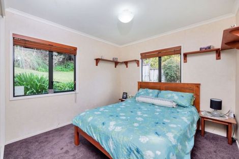 Photo of property in 22 Kate Sheppard Avenue, Torbay, Auckland, 0630