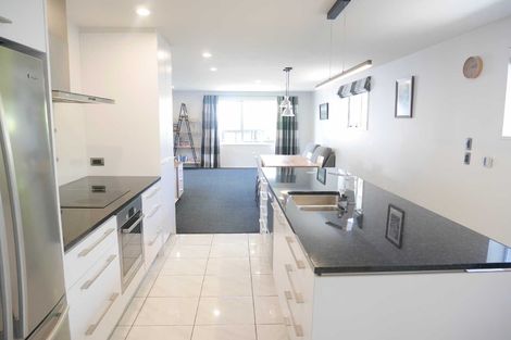 Photo of property in 93 Warren Crescent, Hillmorton, Christchurch, 8025