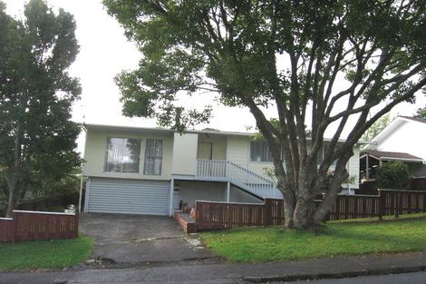 Photo of property in 5 Easter Parade, Glen Eden, Auckland, 0602