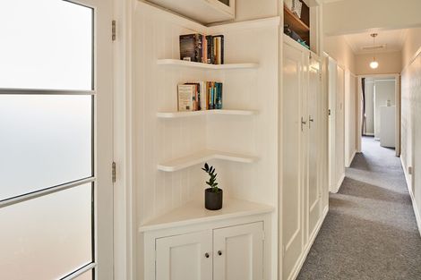 Photo of property in 75a Pirie Street, Mount Victoria, Wellington, 6011