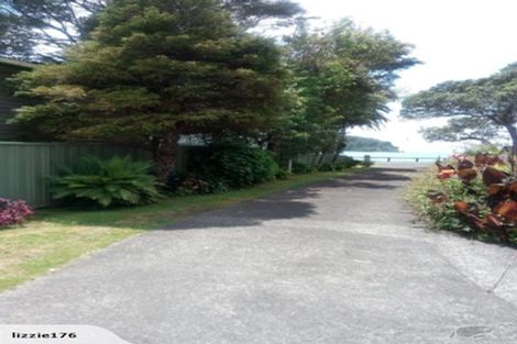 Photo of property in 11 Sandys Parade, Laingholm, Auckland, 0604