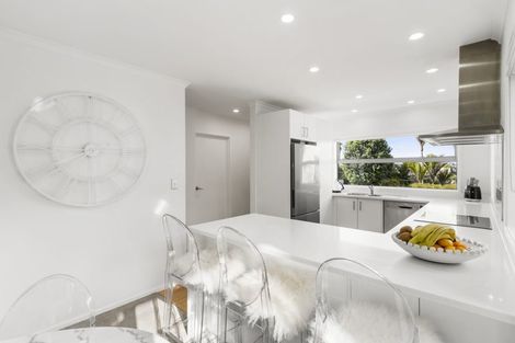 Photo of property in 118 Maire Road, Orewa, 0931