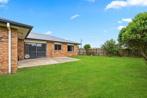 Photo of property in 14 Corsair Place, Melville, Hamilton, 3206