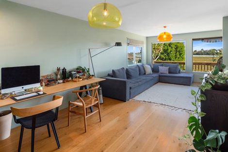 Photo of property in 99 Beresford Street, Bayswater, Auckland, 0622