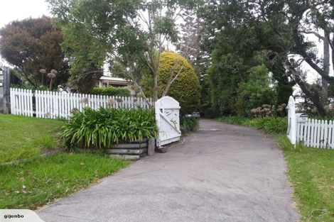 Photo of property in 58 County Road, Torbay, Auckland, 0630