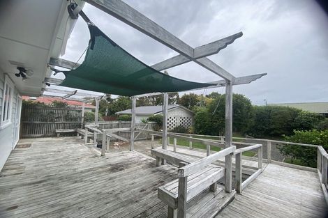 Photo of property in 5 Balmoral Street, Taradale, Napier, 4112