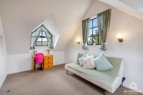 Photo of property in 225 Larnach Road, Waverley, Dunedin, 9013